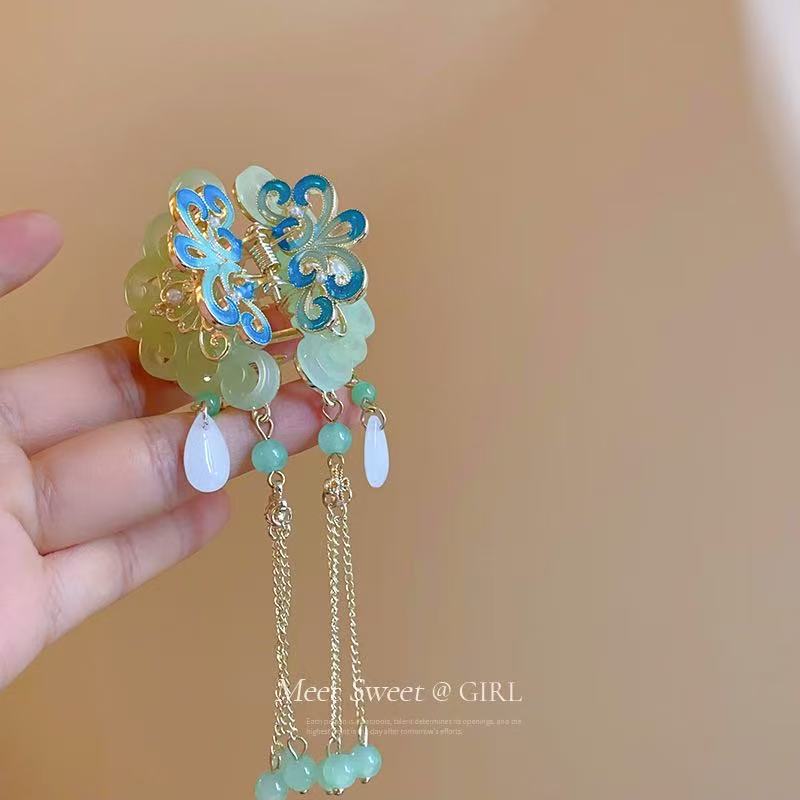 New Chinese-style ancient tassel hair clip for women, Hanfu side clip, high-end elegant shark clip hair accessory