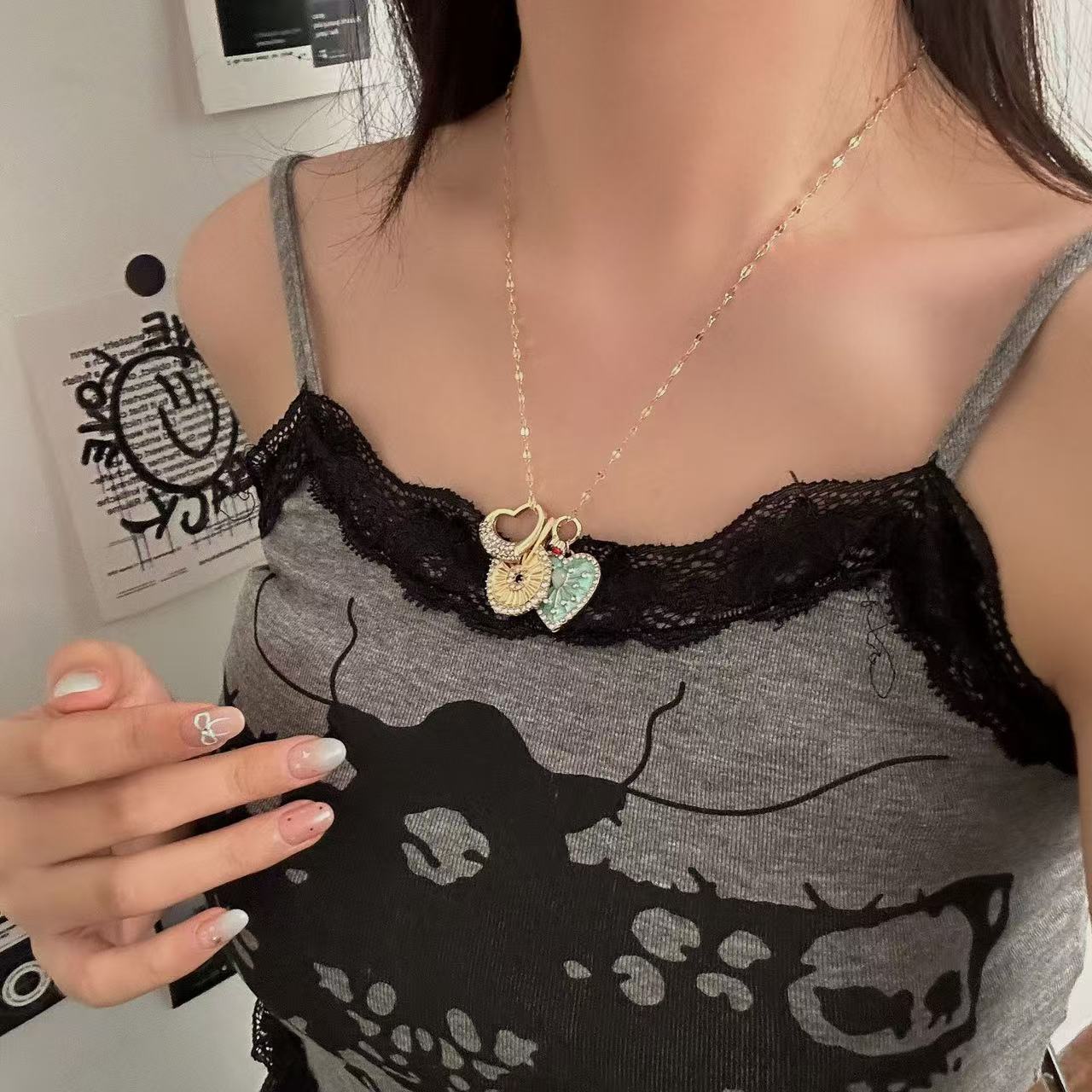 Delicate Blue Heart Sunflower Pendant Necklace for Women - Minimalist & Luxe Collarbone Jewelry