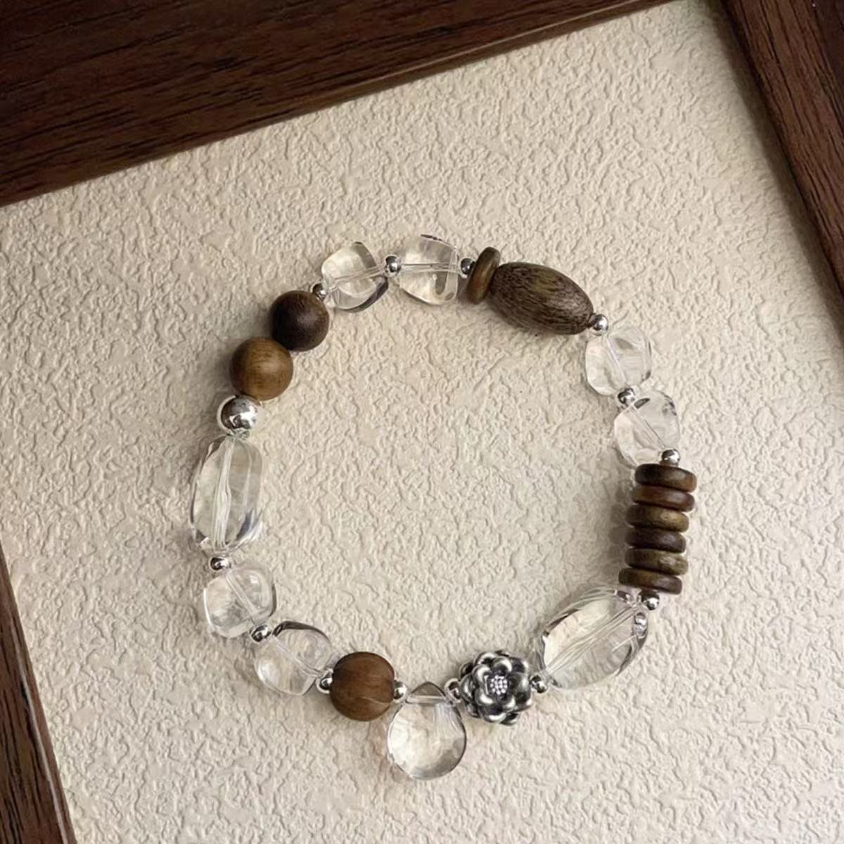 Silver Natural Agarwood, Sandalwood & White Crystal Bracelet: A Niche Piece with Chinese Aesthetic Charm & Exquisite Texture