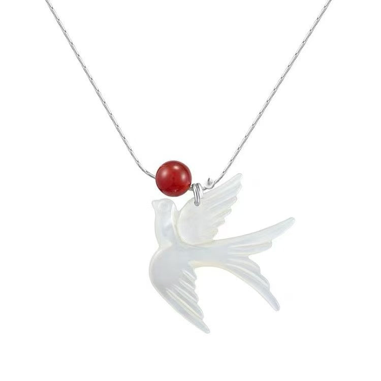 "Lone Crimson" – Neo-Chinese Original: Silver Collarbone Chain with White Mother-of-Pearl Swallow, Intimate & Artful