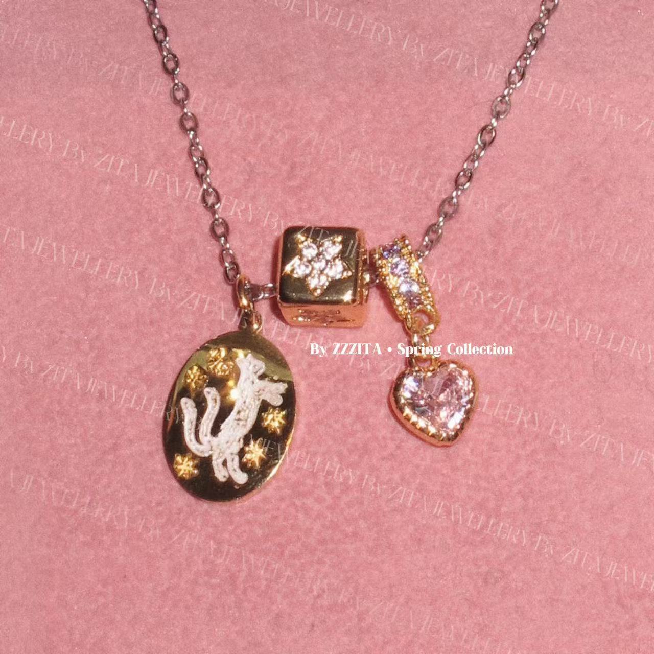 Sweet Star-Pentagon & Heart Cat Guardian Pendant Necklace – Sparkling Diamond-Embedded, Unique, Versatile & Luxe Accessory