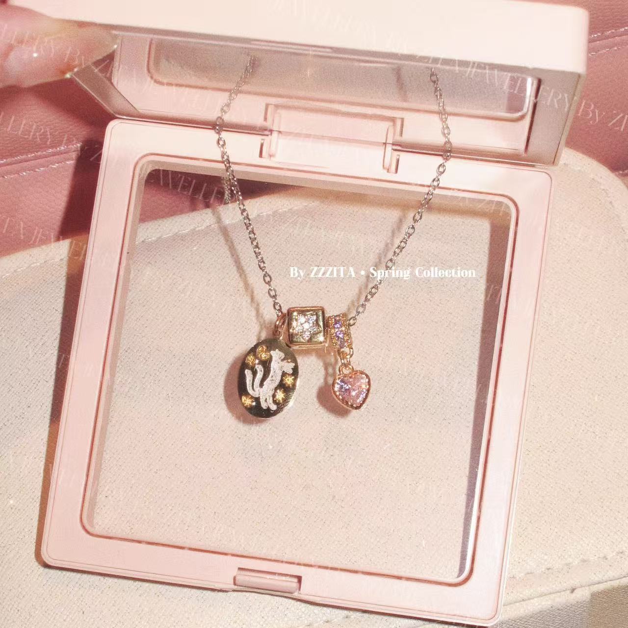 Sweet Star-Pentagon & Heart Cat Guardian Pendant Necklace – Sparkling Diamond-Embedded, Unique, Versatile & Luxe Accessory