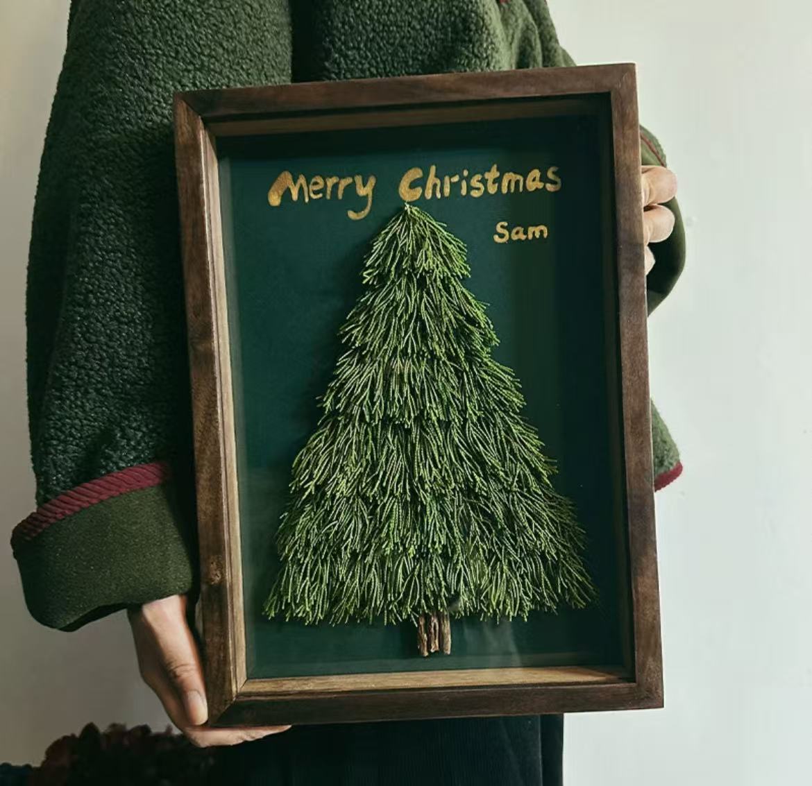 Christmas Charm! DIY Eternal Christmas Tree Frame Art – Unique Luxury Custom Gift
